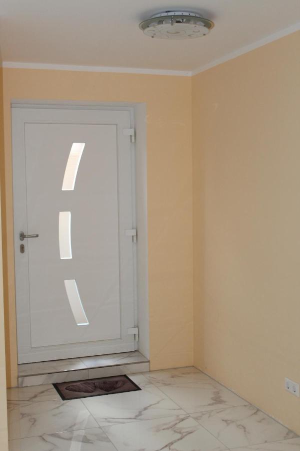 Ferienwohnung Bei Heidelberg Mauer Екстериор снимка
